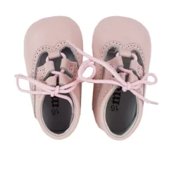 Lace up pram brogue shoes pink